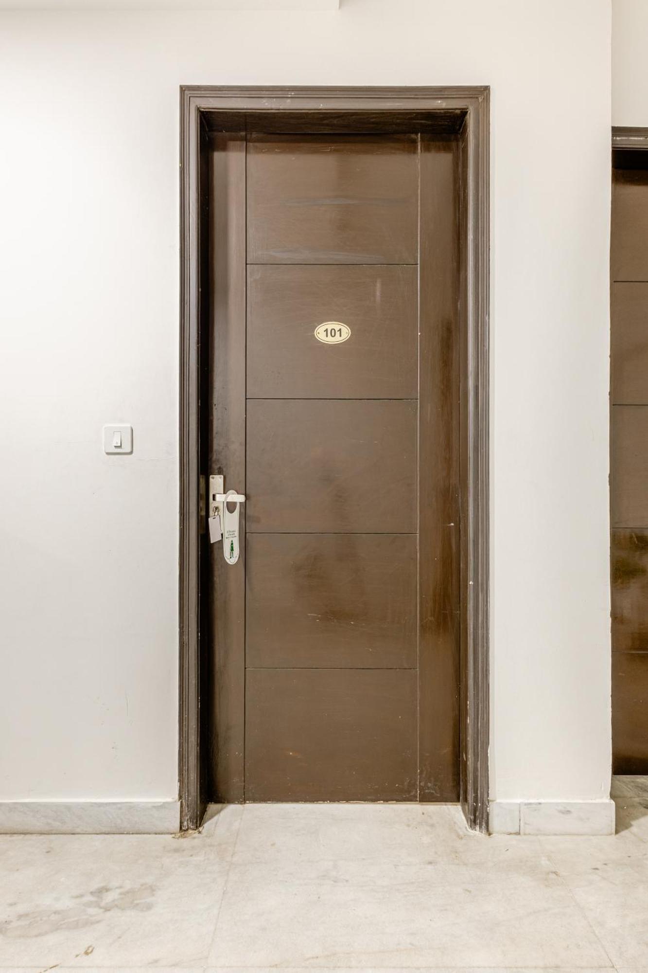Lime Tree Service Apartment Golf Course Road, Gurgaon Eksteriør billede